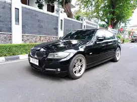 BMW 320i 2012 Bensin