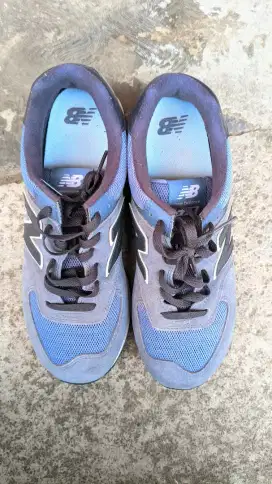 Sepatu Sneakers New Balance 574 Original Like New