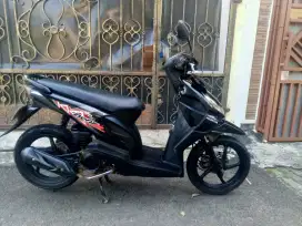 HONDA BEAT KARBU 2011 pajak panjang/B.bekasi kabupaten