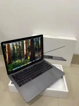 MacBook pro 2017 Fullset_ 16/512 - i5