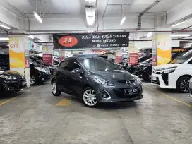 MAZDA 2 R 1.5 AT 2012