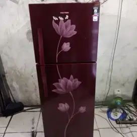 Kulkas 2 Pintu Masih orian pabrik blm pernah servis 100%