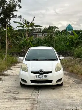 Yaris 2010 AT Putih