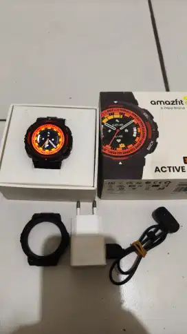 Jam Tangan Smartwach Amazfit Active Edge
