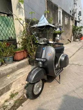 Vespa sprint veloce 76
