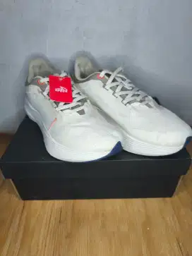 Sepatu Baru Specs Flite Navajo/ Skull White