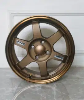 Velg Rays TE37 R15x7