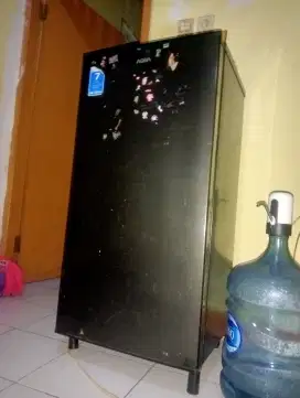 Jual kulkas merk Aqua 1 pintu