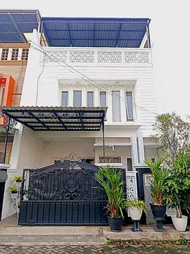 Dijual Rumah Modern Mewah  + Furnished Di Area Sulfat, Kota Malang