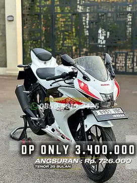 DP 3,4 Jutaan Suzuki Gsx - 150R Tahun 2017