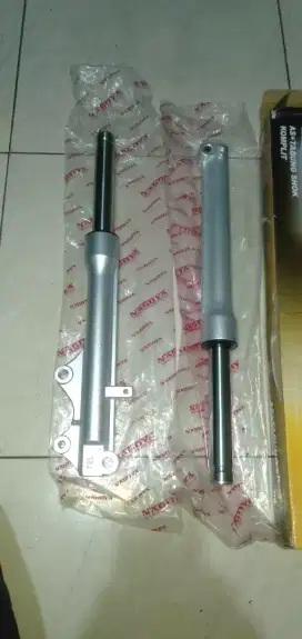 Di jual sok depan Assy/komplit