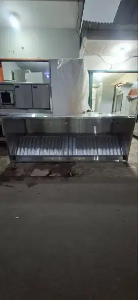 Hood
Include filter Baru
Ukuran 240x90x60

Harga 4.500.000