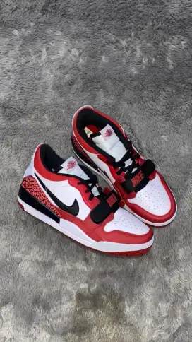 Dijual Sepatu Air Jordan Legacy 312 Low ORIGINAL JD SPORT
