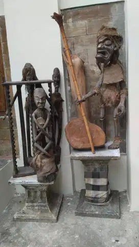 Patung Suku Asmat