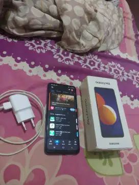 Samsung Galaxy M12 3/32 komplit charger ori Dus ada