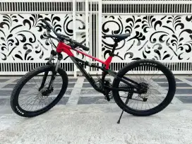 Sepeda MTB Polygon Siskiu D5 2022