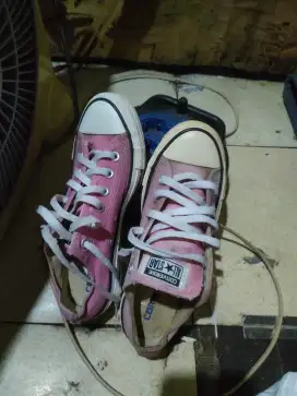 Converse asli pink