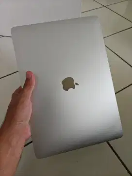 Macbook Air M1 2020 8/128