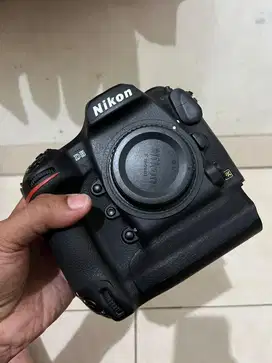 Nikon D5 Lengkap Murah