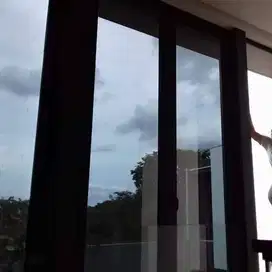 Ahlinya pasang kaca film rumah & gedung berkualitas hasil rapi
