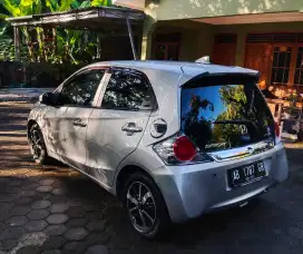 Honda brio e 2014 At