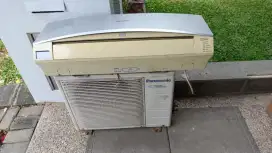 Panasonic AC Bekas 1pk Inverter Kondisi Rusak Unit Only lgkp Remot