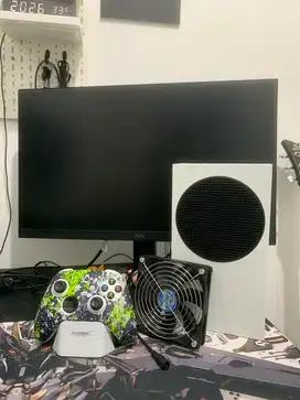 Xbox series s plus monitor gaming AOC