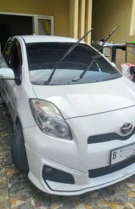 Toyota Yaris 2012 Bensin