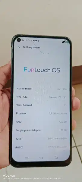 Vivo.  Y30.  4/128. Mnus retak sma bacdor di pilokan normal smua msih