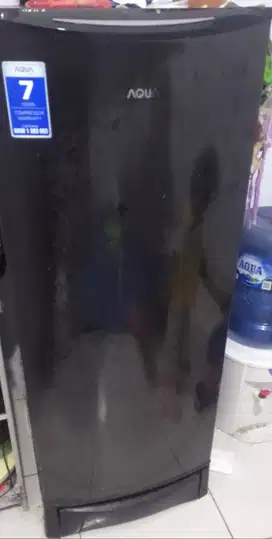 Kulkas merek Aqua satu pintu (nego)