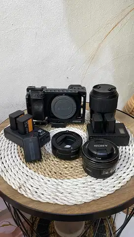SONY A6400 + KITT LENS + SIGMA 30Mm F1.4