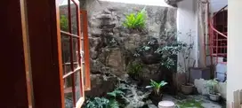 Rumah Klasik Strategis di Jl. Nakula Pajajaran