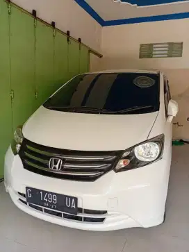 HONDA FREED GANTENG SIAP PAKAI