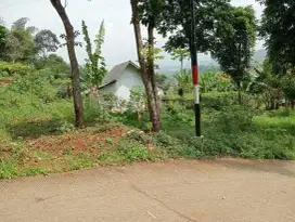 Jual tanah pingir jalan desa luas 33tmbk lokasi ciwidey