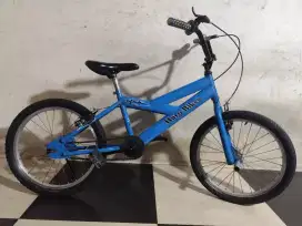 Sepeda BMX ukuran 20 siap pakai