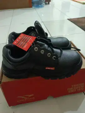 Sepatu safety original