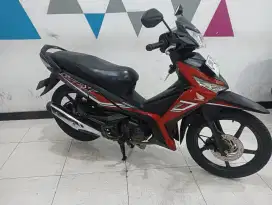 Honda Supra X 125 FI CW Merah Hitam Istimewa