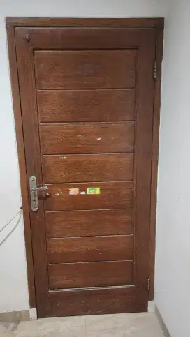 Pintu dan kusen kayu solid panel