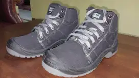 Sepatu Safety Jogger Desert Black S1P