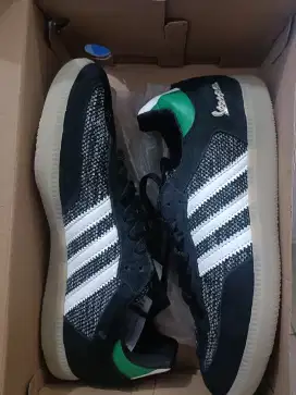 Adidas samba vespa