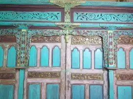 Gebyok Ukir Kamaran Peturon Istimewa