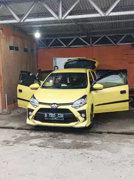 TOYOTA AGYA GR SPORT 1.2 AT