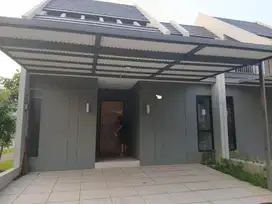Rumah di cluster Z living lake garden grand wisata bekasi