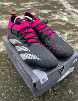 Sepatu bola adidas Predator 3.fg Original Black pink