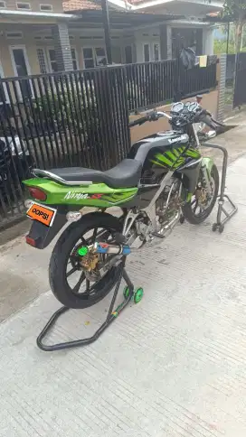 Kawasaki Ninja SS
