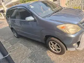 Daihatsu Xenia 2011 Bensin