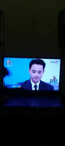 24 inc panasonic lengkap sama settobok nya remot nya gak ada