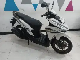 Honda New Vario 125 CBS ISS 2023 Putih Mesin Segel