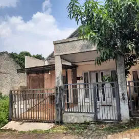 Rumah di green amani village