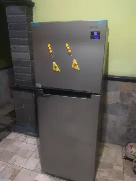 Kulkas samsung 2 pintu